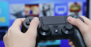 How To Update Games on PS4 (Auto & Manual) With Pictures